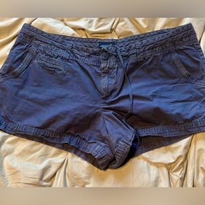 American Eagle size 12 shorts